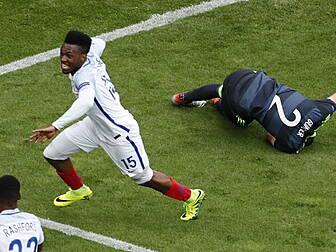 Daniel Sturridge breaks Welsh...